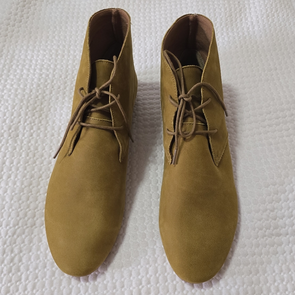 NWOT Kate Spade SATURDAY shoe